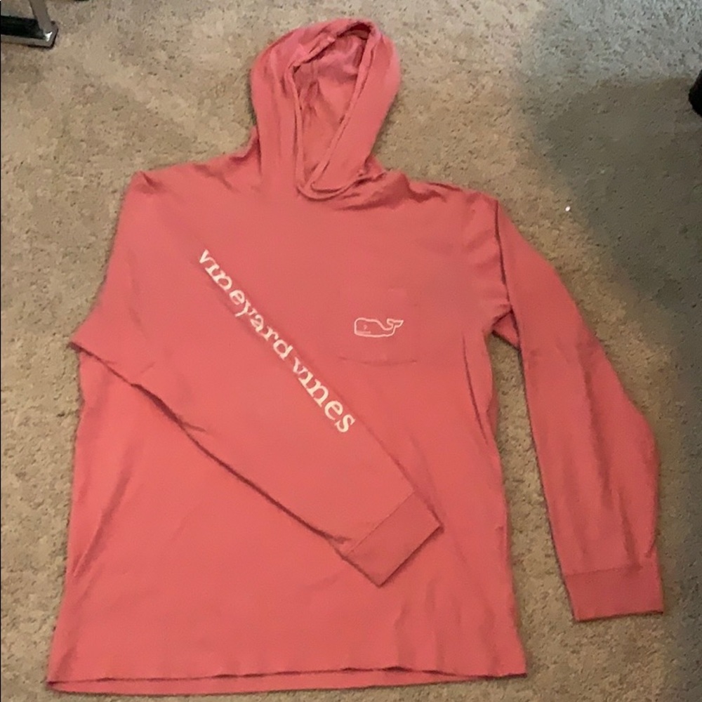 VINYARD VINES LONG SLEEVE WITH HOOD!  MENS SMALL